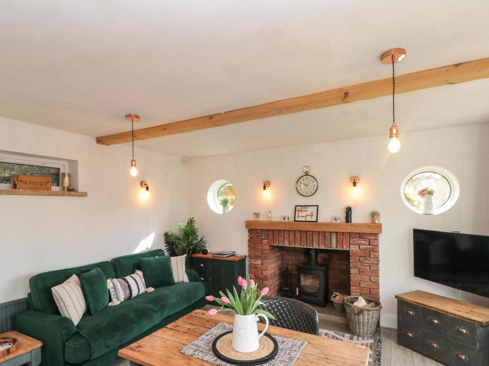 Rosemary Cottage Уитби Екстериор снимка