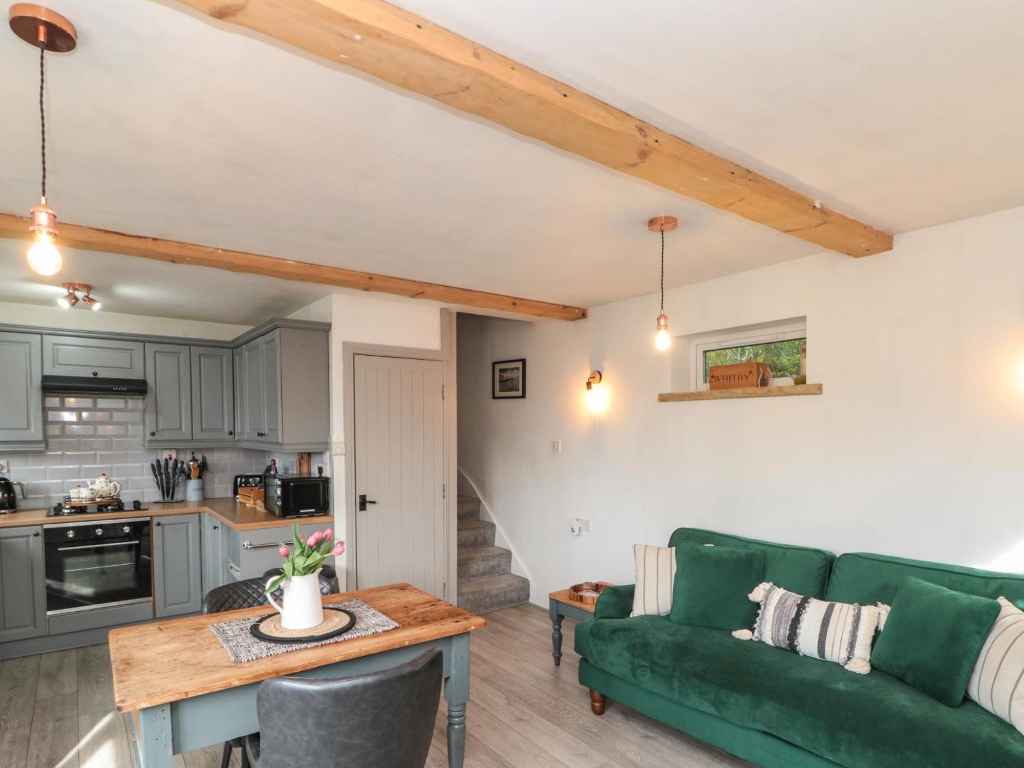 Rosemary Cottage Уитби Екстериор снимка